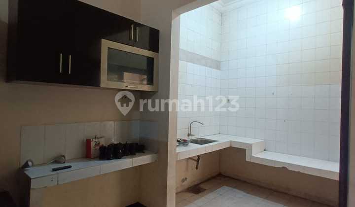 Disewakan Rumah Semampir Surabaya Timur 2