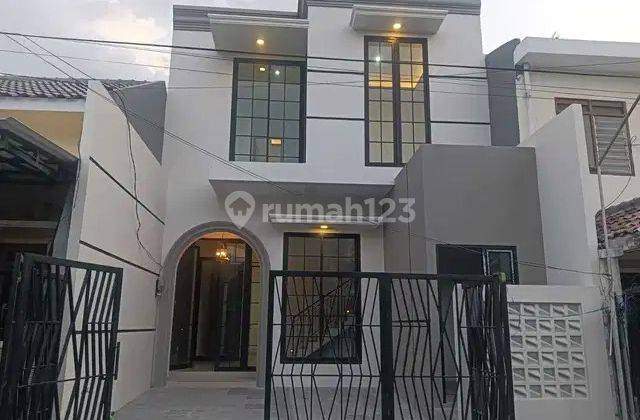 Dijual Rumah Gress American Style Minimalis Mulyosari 1