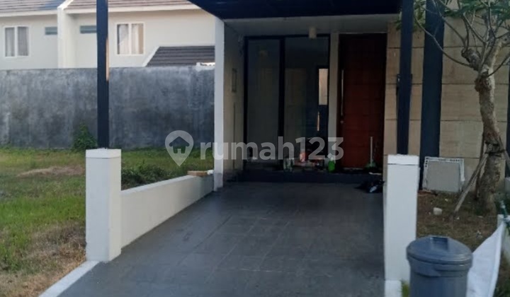 For Sale Minimalist House Northwest Citraland Utama 1