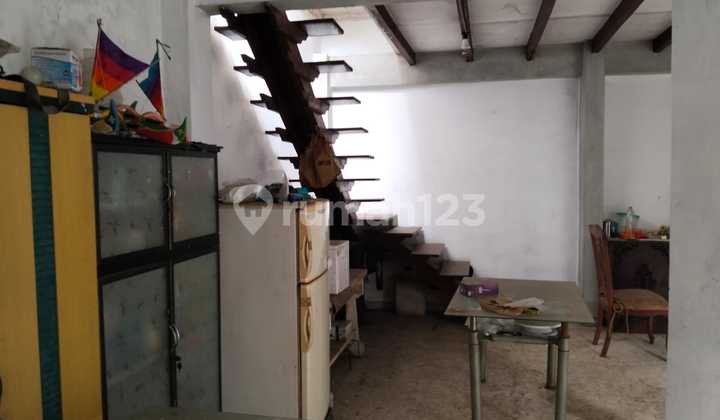 For Sale, South-Facing House in Pagesangan For Sale, South-Facing House in Pagesangan