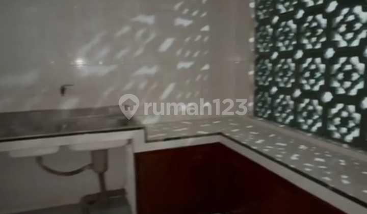 For Rent Barata Jaya House 1