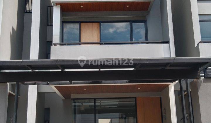 Rumah Baru 3 Lantai Strategis di Puri Pesanggrahan Jaksel 2