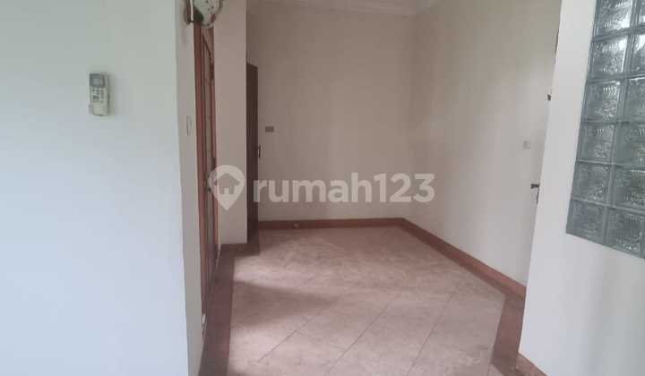 Dijual Rumah Taman Surya 5 Jak Bar 2