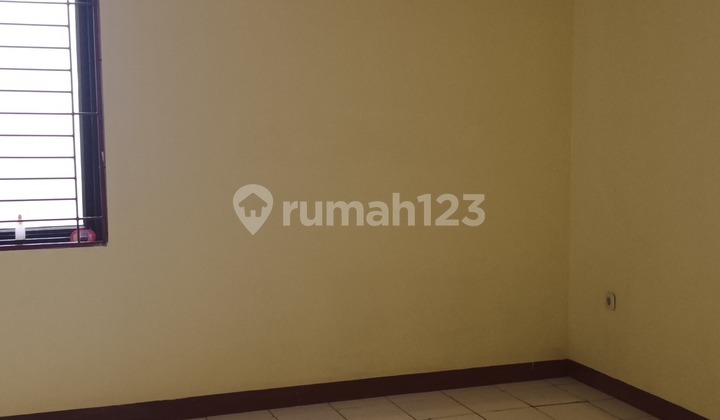 Disewakan Rumah Taman Palem Lestari 2