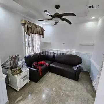 Dijual Rumah Hoek Mutiara Taman Palem 2