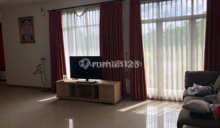 Rumah 3 Lantai Bagus Semi Furnished SHM di Cluster Tatar Mayang Sunda , Bandung 2