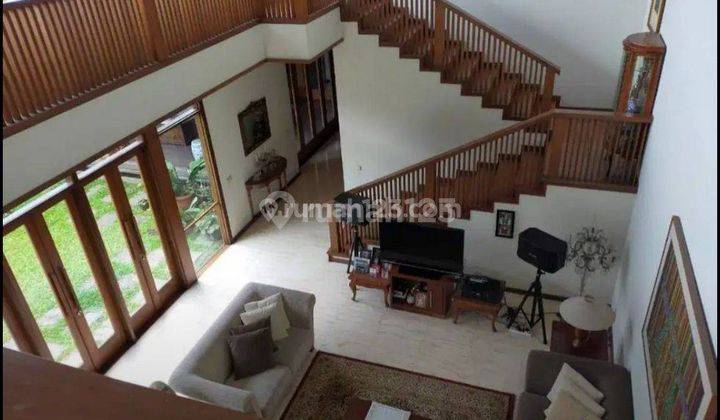 Rumah Dengan Bangunan Mewah 2 Lantai SHM Area Dago Juanda Bandung 1