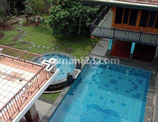 Rumah Lux Neo Klasik Kolam Renang Di Setiabudi Regency  1