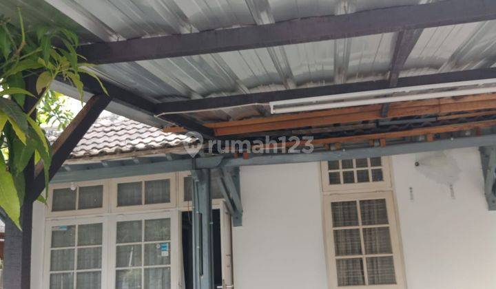 Rumah di Pinggir Jalan Raya Komplek di Antapani Kota Bandung  2