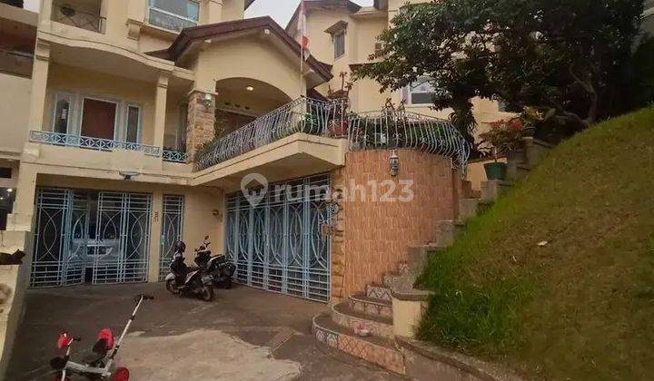 Rumah Di Lokasi Elite Bandung Tubagus Ismail, One Gate Sistem 1