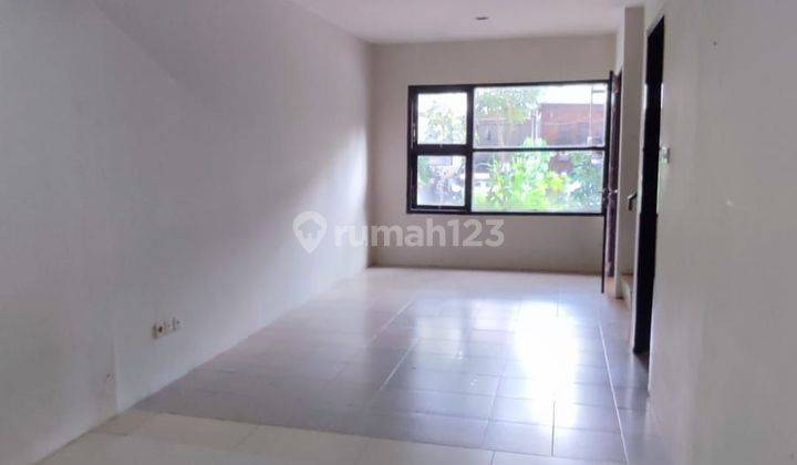 Rumah 2 Lantai Dlm komplek One Gate Sistem Dkt Sport Jabar  2