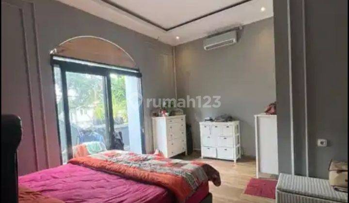 Rumah Terenovasi Dan Dibawah Ada Cafe Di Pusat Keramaian Dan Perkuliahan 2