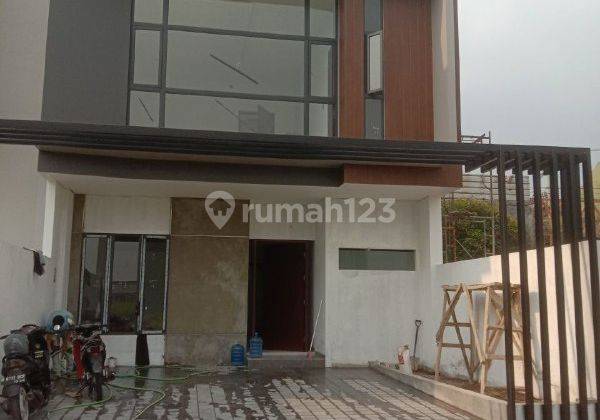 Rumah Baru Di Komplek Elite Setra Duta Bandung 1