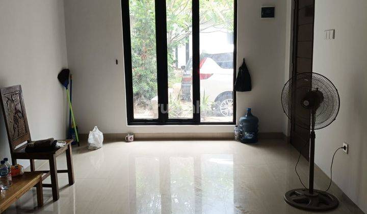 Rumah Siap Huni Minimalis Dan Dalam Cluster Di Arosa Residence Dekat Bintaro Sektor 3 2