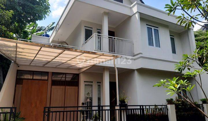 Rumah mewah siap huni lokasi Puri Bintaro Tangerang Selatan SHM 1