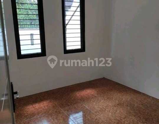 Rumah Siap Huni dengan Hunian Nyaman dan Asri di Ciputat 2