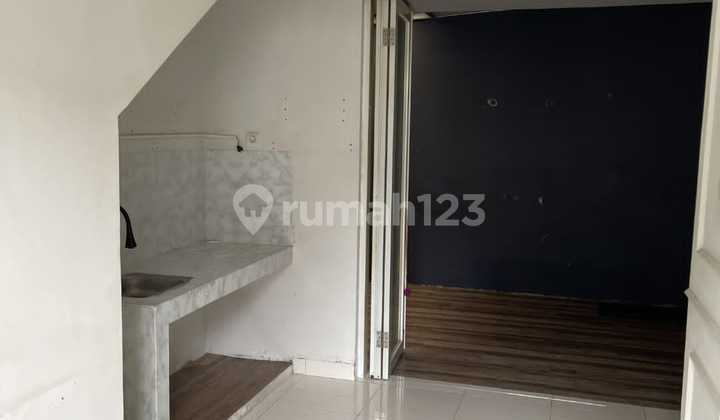 Rumah 2 Lantai Siap Huni dengan Hunian Nyaman dan Asri @Graha Raya Bintaro