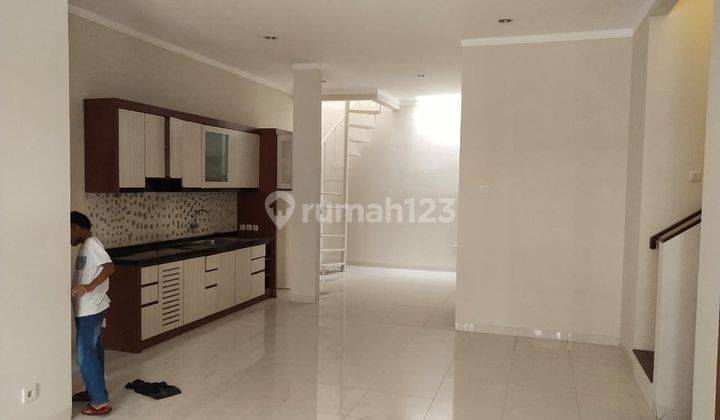 Rumah Modern Siap Huni Di Cluster Emerald Bintaro Jaya Sektor 9 2