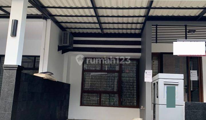 Disewakan Rumah Modern Minimalis Siap Huni Di Emerald Bintaro Tangerang Selatan 1