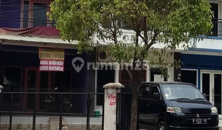 Shop for Rent on Pondok Kelapa Street Side 1