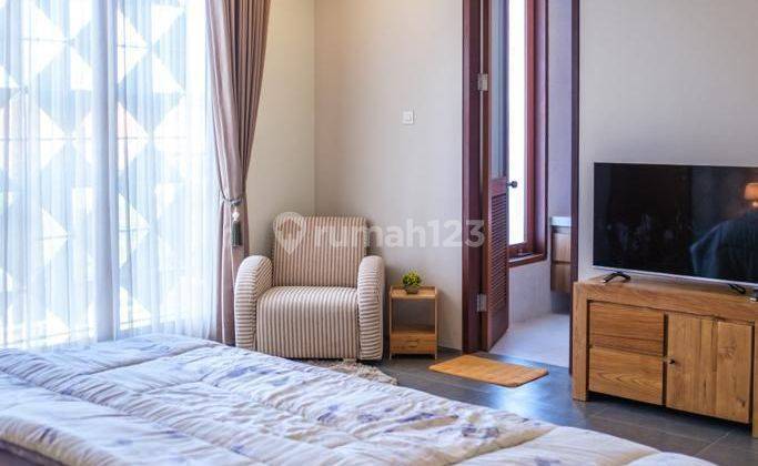 Villa Sanur di Jalan Kutat Lestari 2 Lantai 2