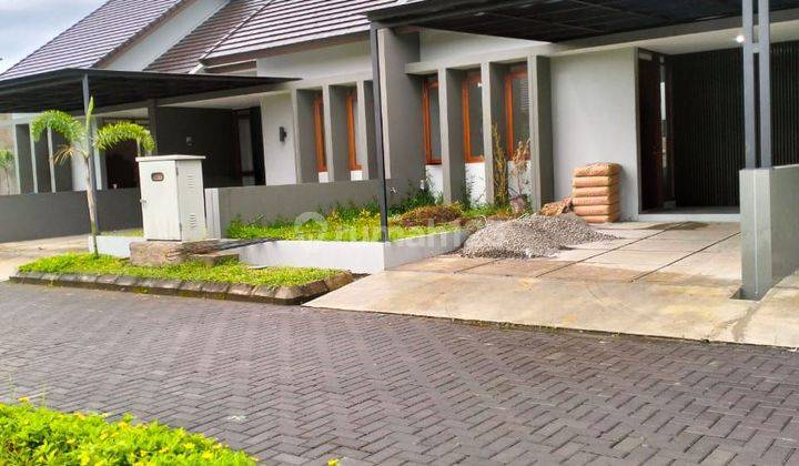 Rumah baru siap huni di Komplek kiwari residence margahayu 1