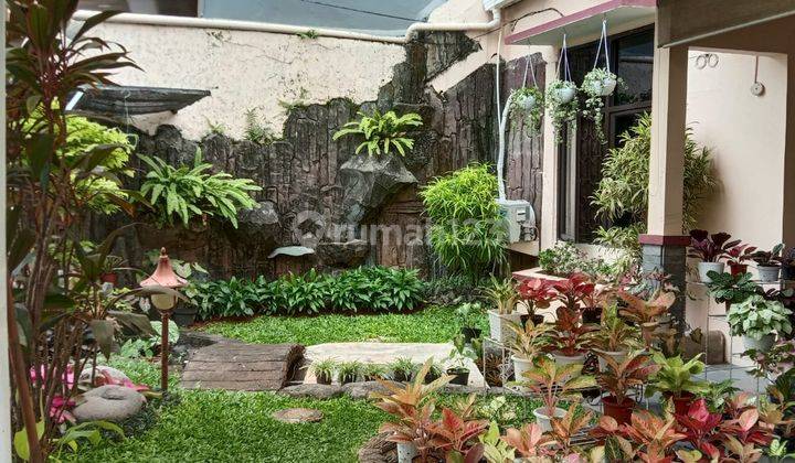 Rumah siap huni 1 1/2 lantai di Melati Mas 1