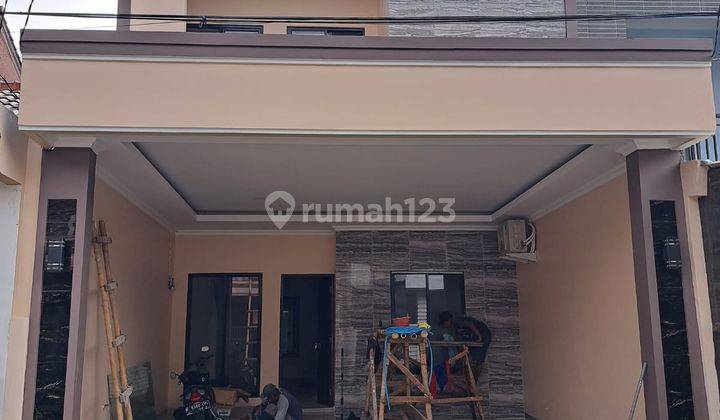 Rumah baru minimalis 2 lantai di Serpong 1