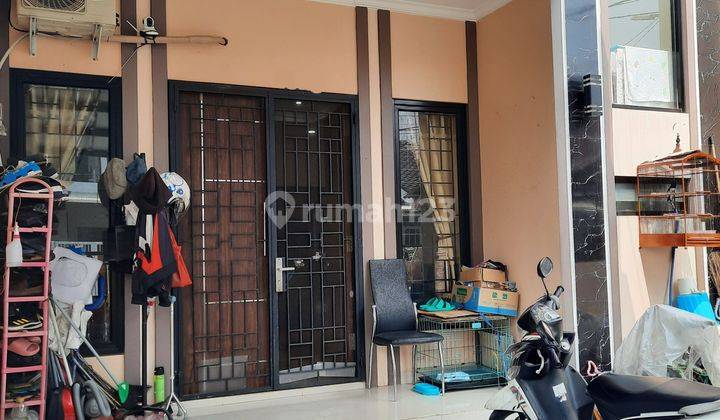 Rumah siap huni minimalis modern 2 lantai di Melati Mas 1