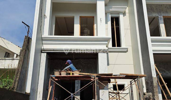 Rumah baru 2 lantai di Melati Mas 1