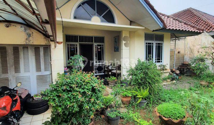 Rumah 1 lantai Jalan 2 jalur di Serpong 1