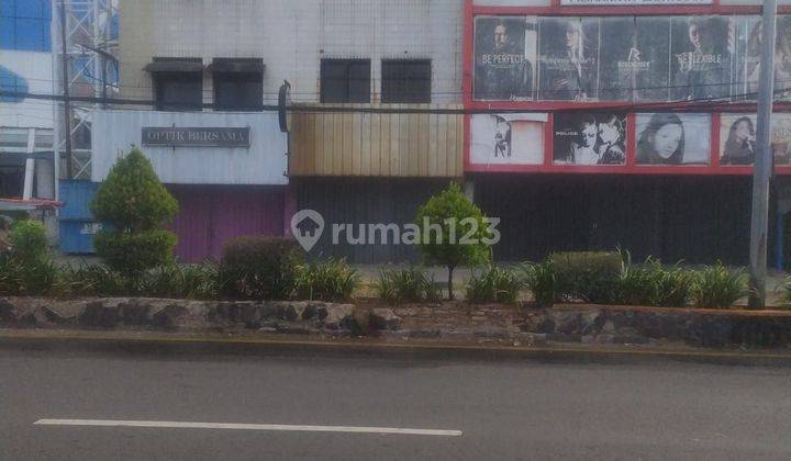 Ruko 3 lantai di lokasi strategis dan ramai di kota Cilegon