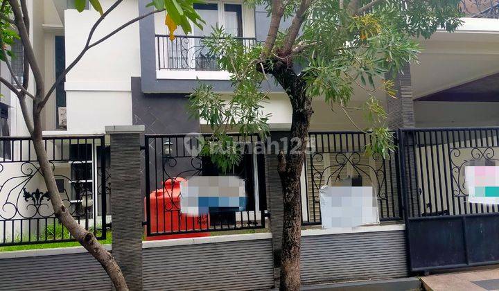 Rumah siap huni minimalis 2 lantai Furnished di Melati Mas 1