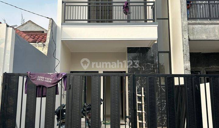 Rumah baru minimalis 2 lantai di Melati Mas 1