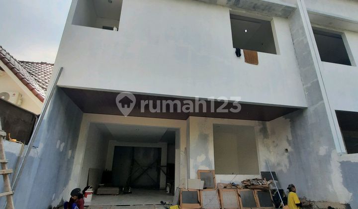 Melati Mas B S D- Rumah Minimalis 3 Lanlai L8x14