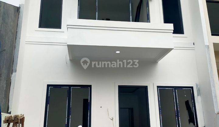 Runah Baru Minimalis 2 Lantai Depan Taman Di Melati Mas 1