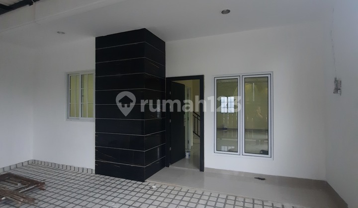 Melati Mas B S D- Rumah Hoek 2 Lantai Jalan 2 Jalur