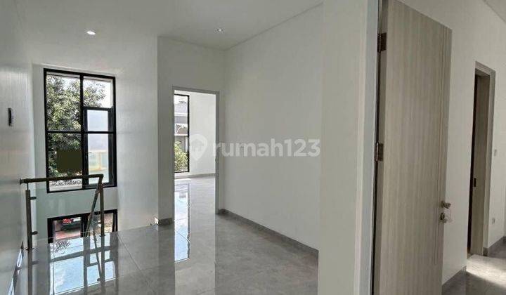 Alam Sutera- Rumah Baru 2 Lantai Minimalis  2