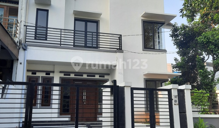 B S D Nusaloka- Rumah Hoek 2 Lantai L12x17 B S D Nusaloka- Rumah Hoek 2 Lantai L12x17