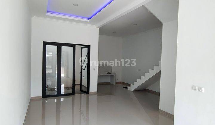 Rumah Baru Minimalis Modern 2 Lantai Depan Taman Di Melati Mas 2