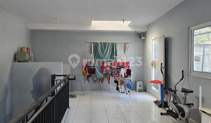 B S D Kencanaloka - 1 1/2 Story House L10x25 Suitable for Business 2