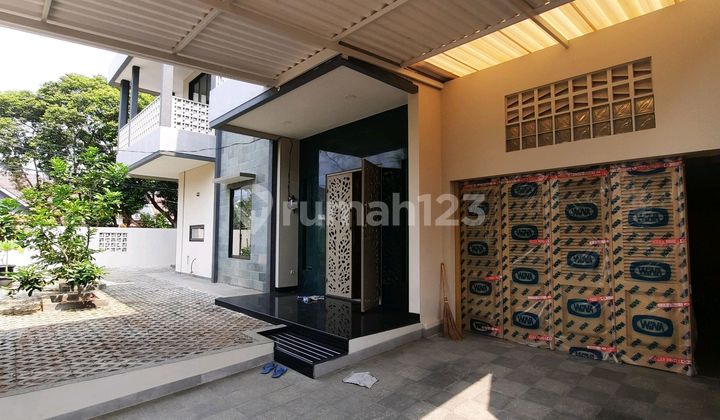 Melati Mas B S D- Rumah Baru 3 Lantai Material Premium