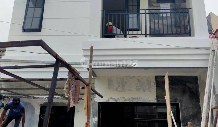 Rumah Baru Minimalis 2 Lantai Di Bsd Nusaloka 1