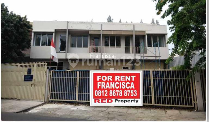 Disewakan 3 Ruko Gandeng [1 atau 2 Ruko Ok] 2,5 Lantai Strategis di Jalan Utama / Boulevard Duri Kosambi