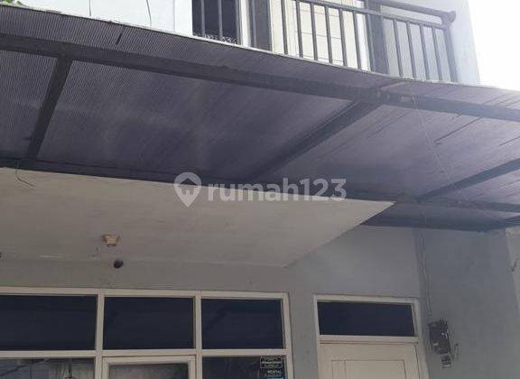 D I S E W A Rumah  di Kavling DKI Meruya Utara 1