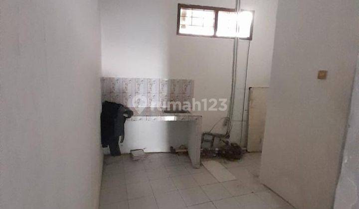 D I S E W A Rumah  di Kavling DKI Meruya Utara 6
