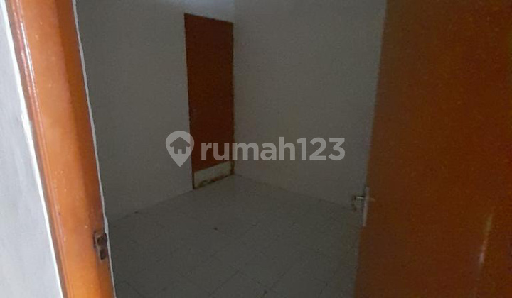 D I S E W A Rumah  di Kavling DKI Meruya Utara 7