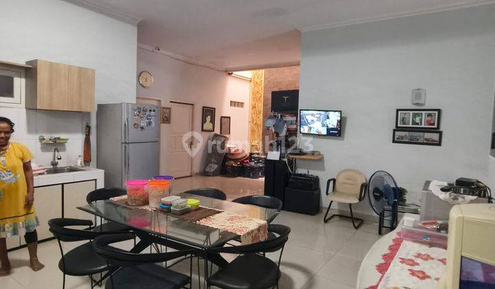 Disewakan Rumah Bagus Di Meruya Jakarta Barat  1