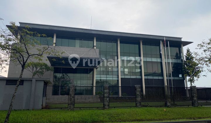 For Sale Premium Warehouse With Lift Delta Silicon Lippo Cikarang