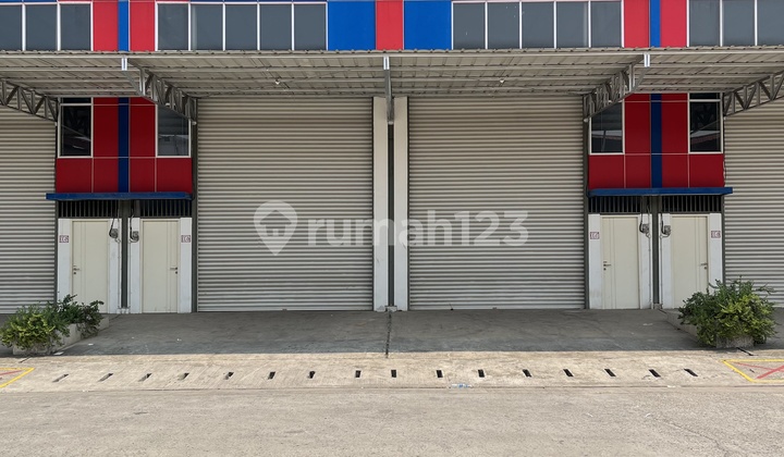FOR RENT: MODERN WAREHOUSE READY TO USE, 1 MINUTE TO TOLL ROAD ACCESS